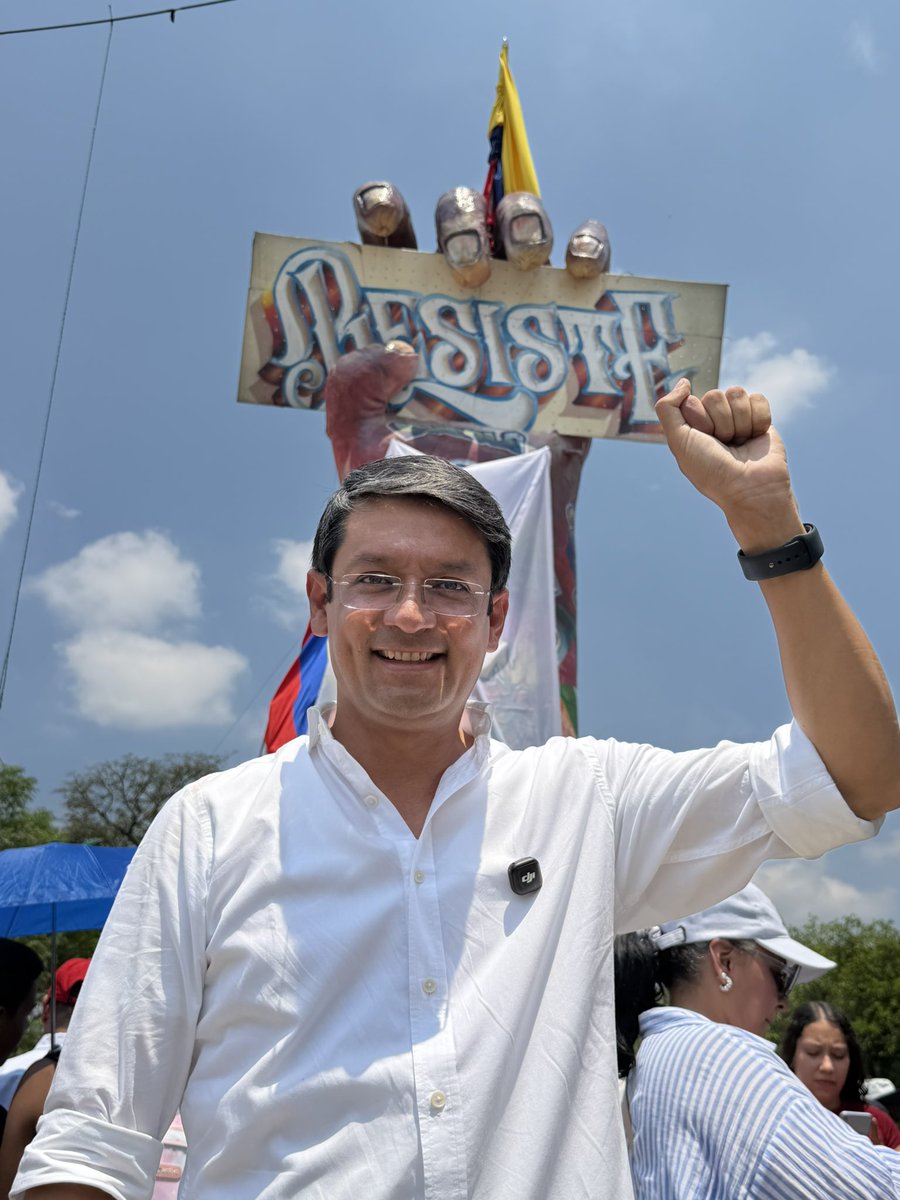 CamiloRomero tweet picture