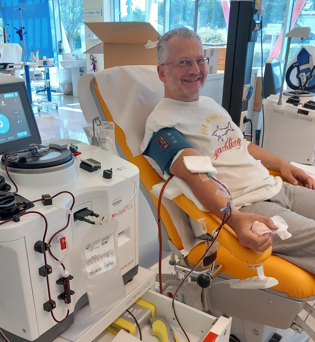 fabioschiassi's tweet photo. “Donare sangue è sempre una buona azione, soprattutto in estate. Ricordati di donare”. AVIS - Bologna - Schiassi Fabio https://t.co/gqBrT8y4IG