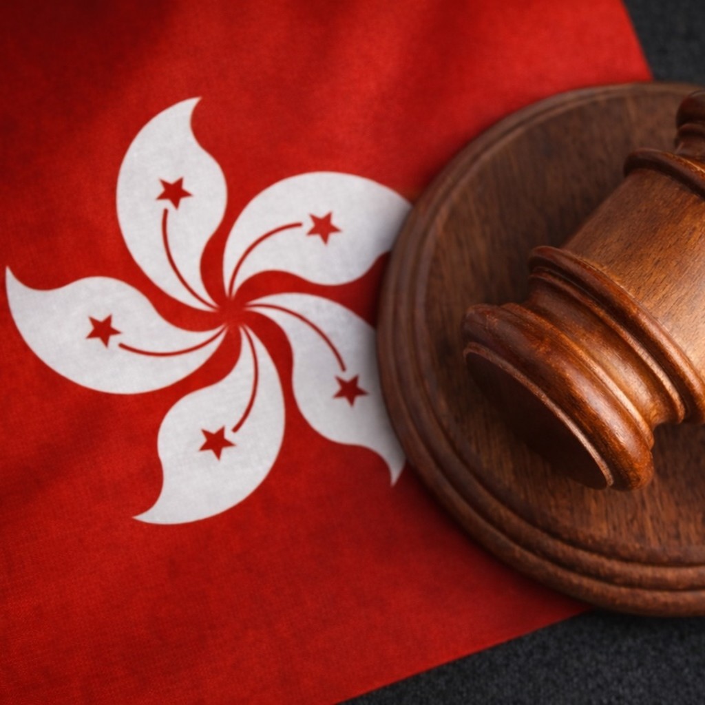 CoinMarketCap's tweet photo. LATEST: 🇭🇰 First Digital CEO Vincent Chok says the CLARITY Act delay hands Hong Kong and Singapore an opening to attract crypto capital. https://t.co/WehvqmNjp4