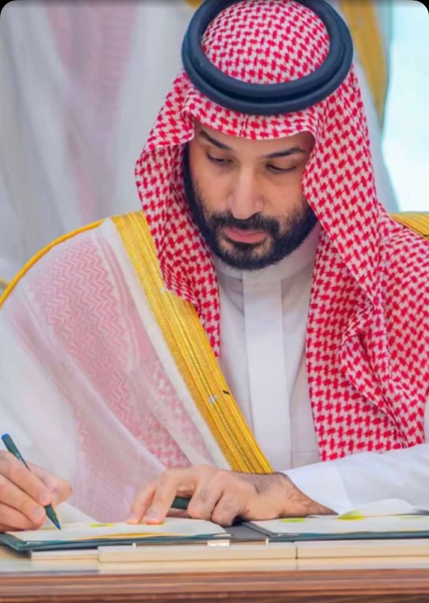 Eidbinnader's tweet photo. ستبشري و افرحي اليوم يا دار
سيدي محمد  اليوم اصدر قرار 
وقع على التحالف في وجه كل نار https://t.co/0kp2YcTYgs