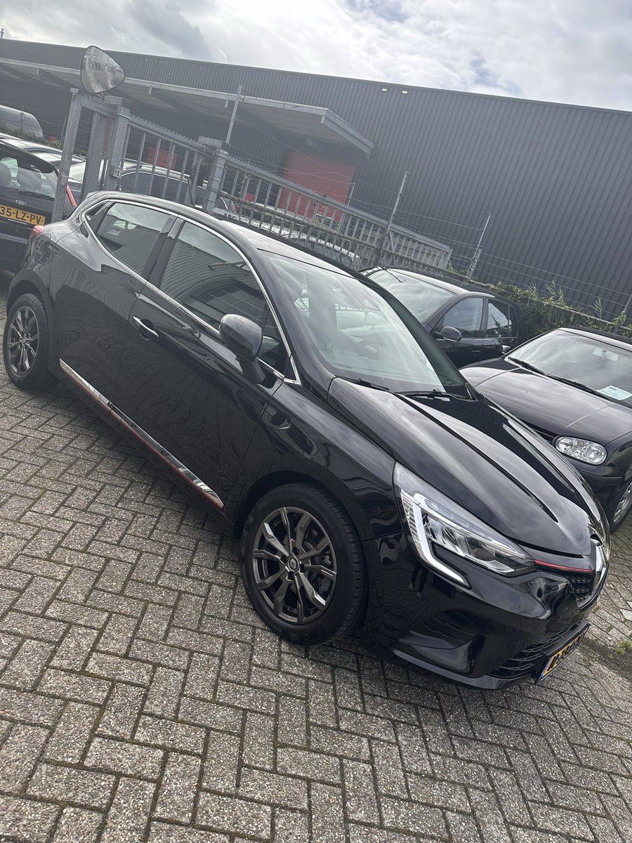 goddessyade's tweet photo. Now I drive this car. This time next year I want my long awaited CLA AMG. My dream car. And I want u to pay for it. BEG to pay for it.  https://t.co/e8gkaxPbuT https://t.co/hfYWtIUGzQ