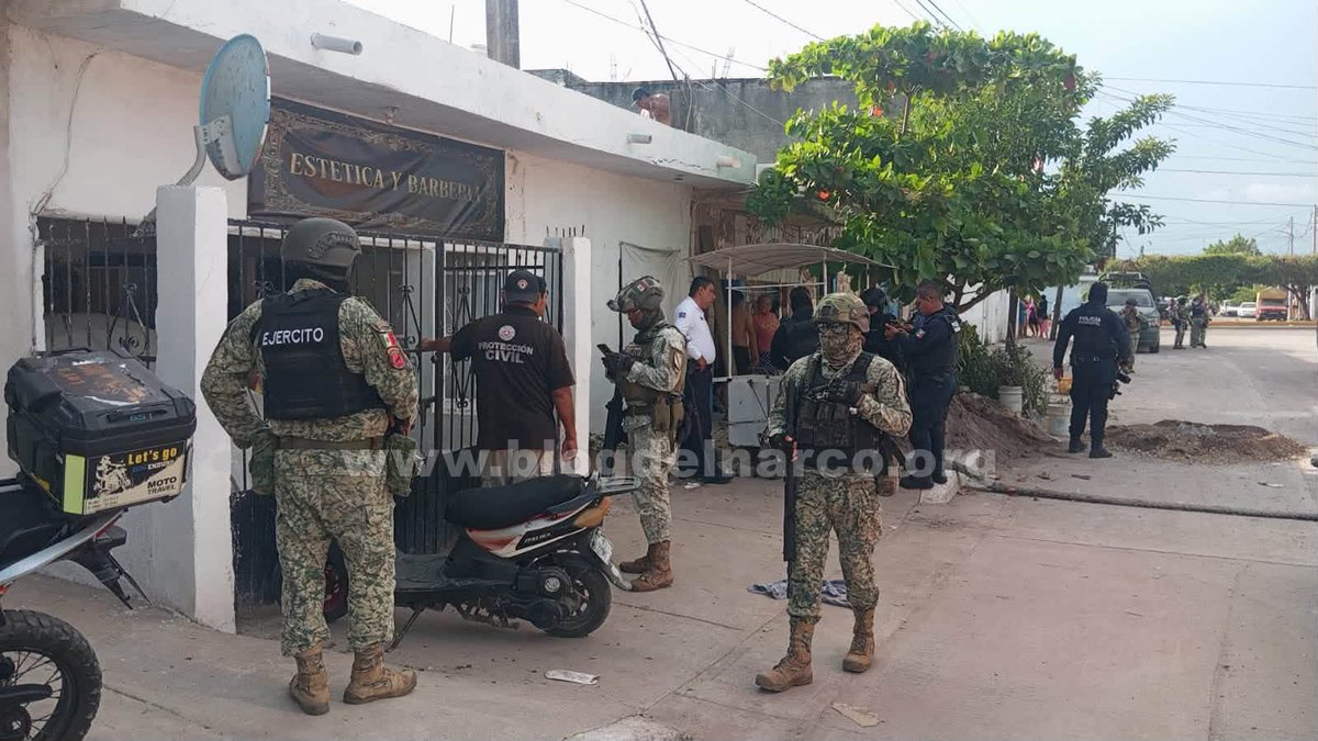 blogdelnarcomex's tweet photo. Sicarios ejecutaron a una Estilista en Escuinapa, Sinaloa, ya son cuatro ataques contra mujeres dedicadas al estilismo, LEE MÁS AQUÍ 👇👉 https://t.co/ZN15ouXjxO https://t.co/IXoavSJwWv