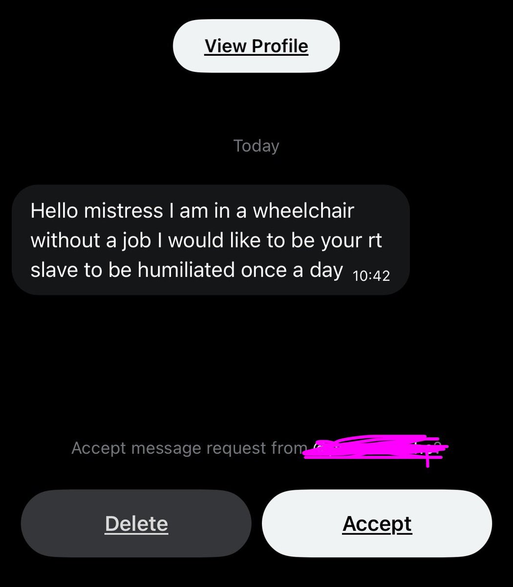 fail2ash's tweet photo. ever heard of a desk job? where does my profile say charity organization https://t.co/zG4Egb1et7