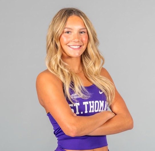 DormBaddies's tweet photo. Zoey Hermel 💜 St. Thomas https://t.co/2Gm8VvZUHA