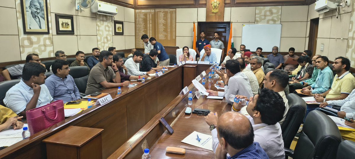 DM_North_Delhi's tweet photo. Committed to common cause - Development of District. A meeting of District Development Committee held under the chairmanship of  Hon'ble Chairman, DDC &amp; MLA Timarpur @SPrakashBjpDel Ji on 6 Aug 2026. @LtGovDelhi @CMODelhi   @rai_saloni https://t.co/WcKKwRUHKl