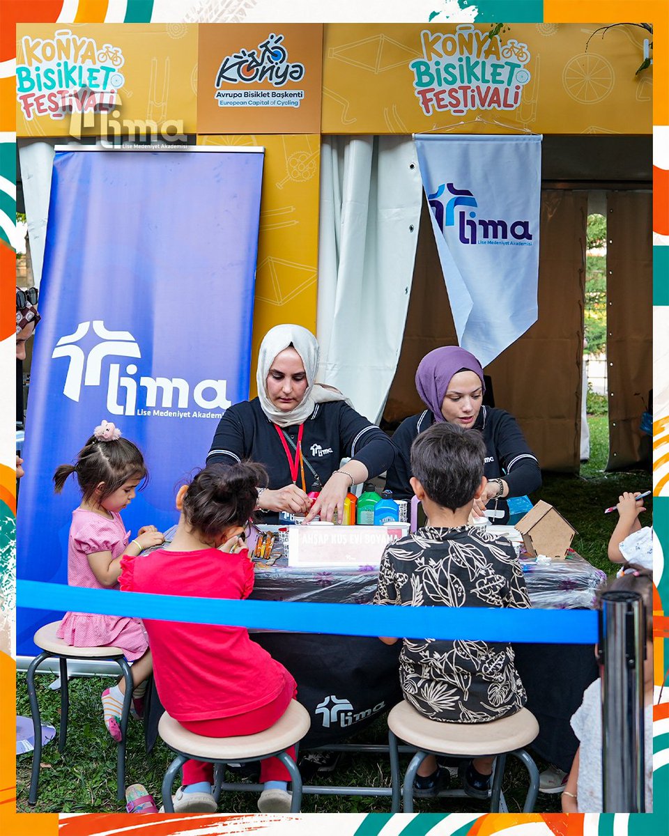 lisemedeniyet's tweet photo. Bisiklet Festivali'nin ikinci gününde de rengarenk anların, hareketin ve bolca gülümsemenin içindeyiz. ✨

#YazSeninleGüzel #SporSeninleGüzel https://t.co/gI7jNxsbvq