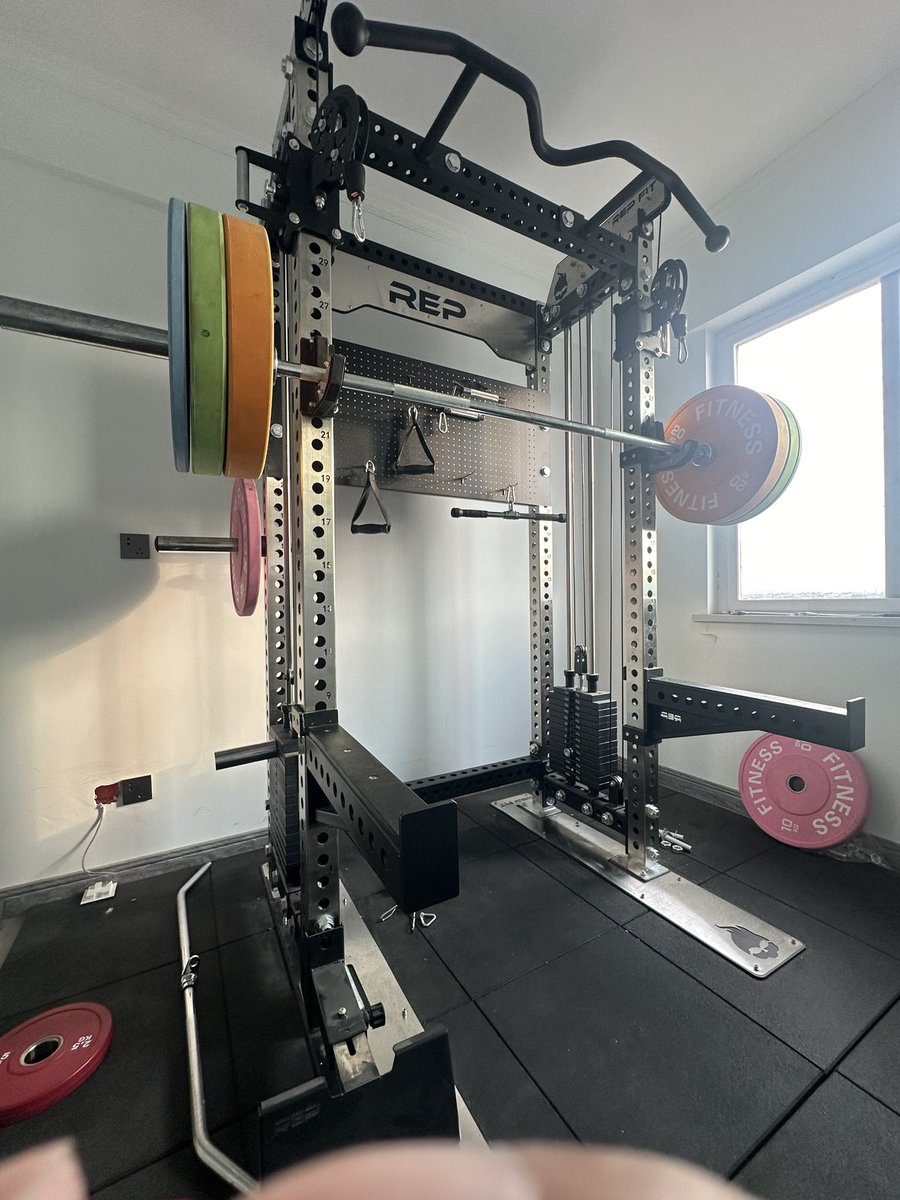 tiger763092's tweet photo. 突然情绪上头，感觉很孤独
不知道这么努力活着的意义是啥 https://t.co/hRVFS4Bdmj