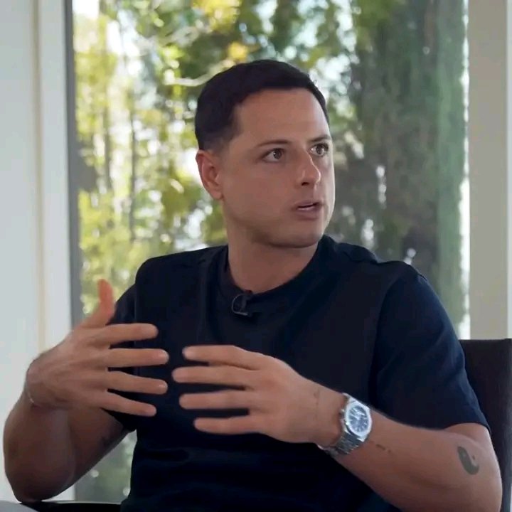 mystrokeyz's tweet photo. “Jude Bellingham. In the past 3-4 years, he's been one of the best midfielders in the world, and no one can deny that. He's just... wow! And his work rate, too,” Chicharito Hernandez on who he thinks is underrated! https://t.co/QbCZpgMvay