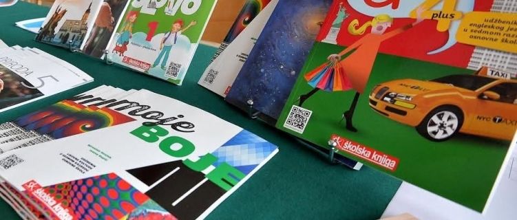 vodnjanski's tweet photo. Općina Bale i ove godine nastavlja pružati podršku svojim osnovnoškolcima u pripremi za novu školsku godinu. 

VIŠE U ČLANKU:
https://t.co/apSIC3JCSB https://t.co/B0yBx7YcyI
