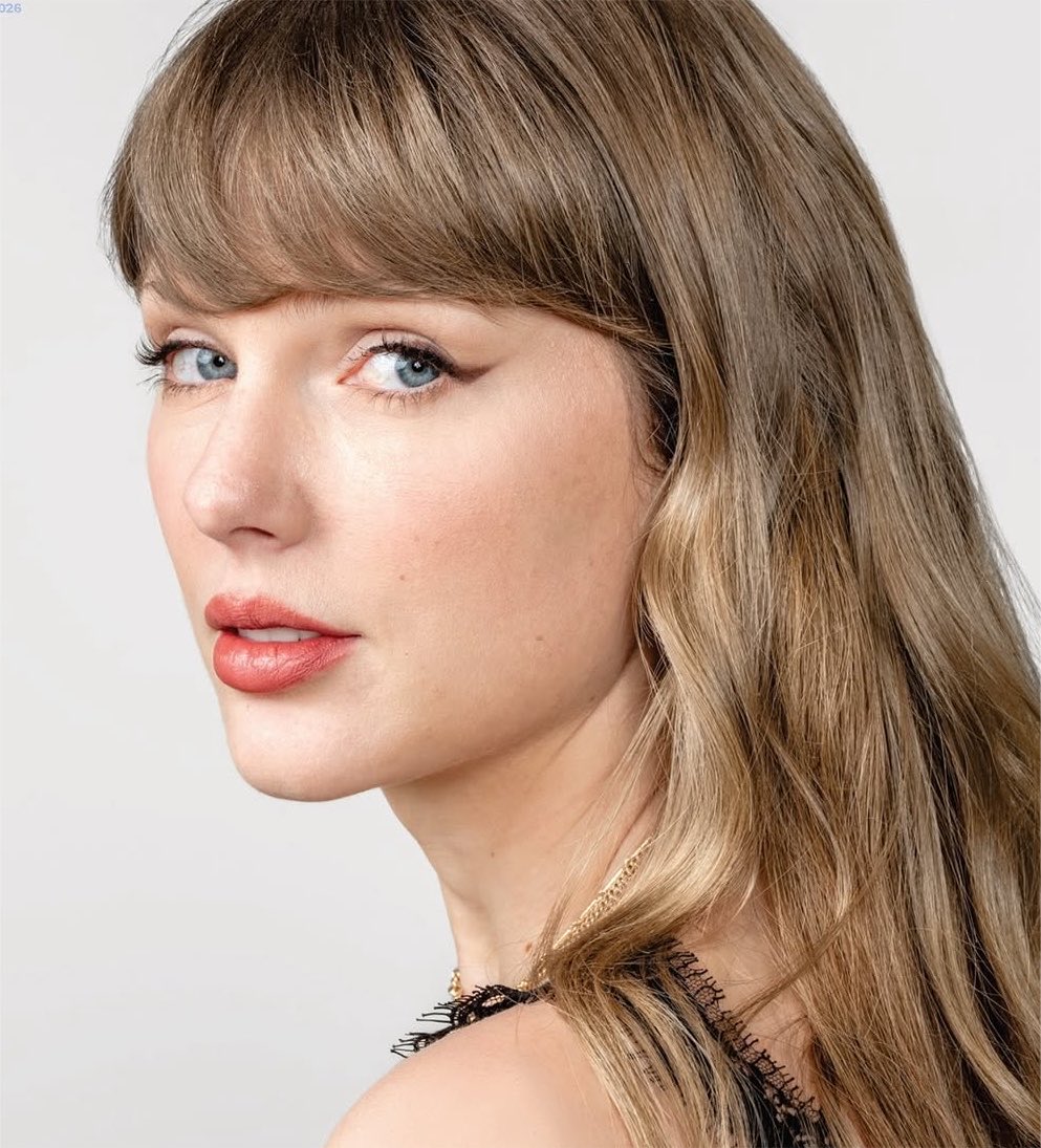 TScounter's tweet photo. ‼️| “Taylor Swift 20”: MASSIVE Target sale on ALL Taylor Swift records, available NOW.

(https://t.co/YdPaSbx0c0) https://t.co/qeVZ3ZjzJa