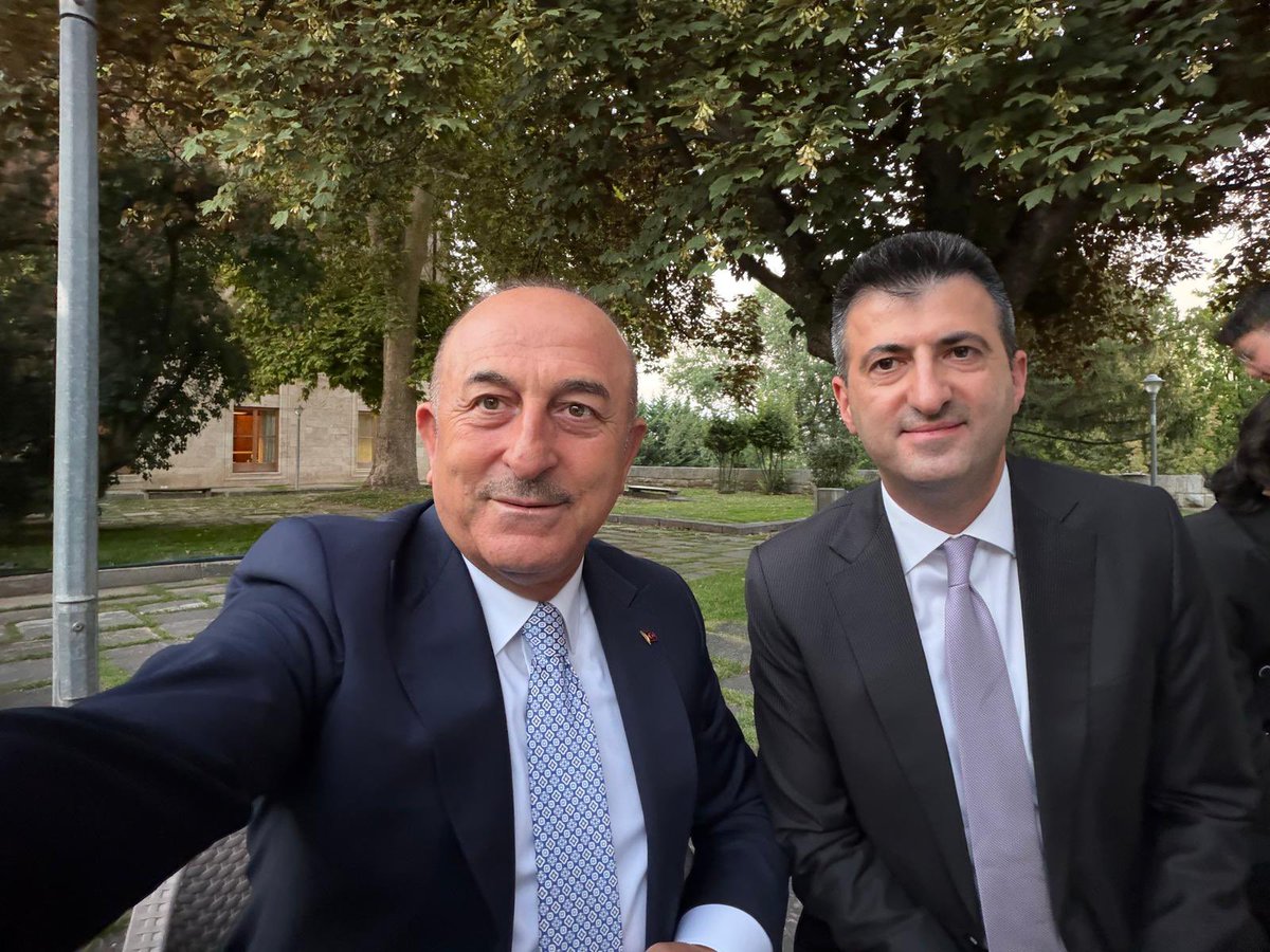 celebimehmeta's tweet photo. Yüce Meclisimizde çalışmalara devam ediyoruz🇹🇷 @MevlutCavusoglu https://t.co/2C46cim1fo