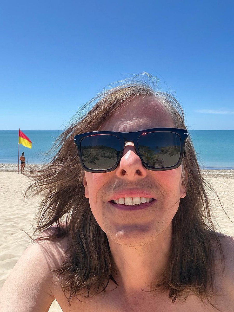 KenStringfellow's tweet photo. Greetings all - I've made a longer post about my summer on my FB/Insta please check it out if you like! Also, it's Bandcamp Friday today, we have tour posters in the US store, a handful of metallic gold LPs for  Europe and more...

https://t.co/ZyLAqcJach https://t.co/iPdk3c02lA