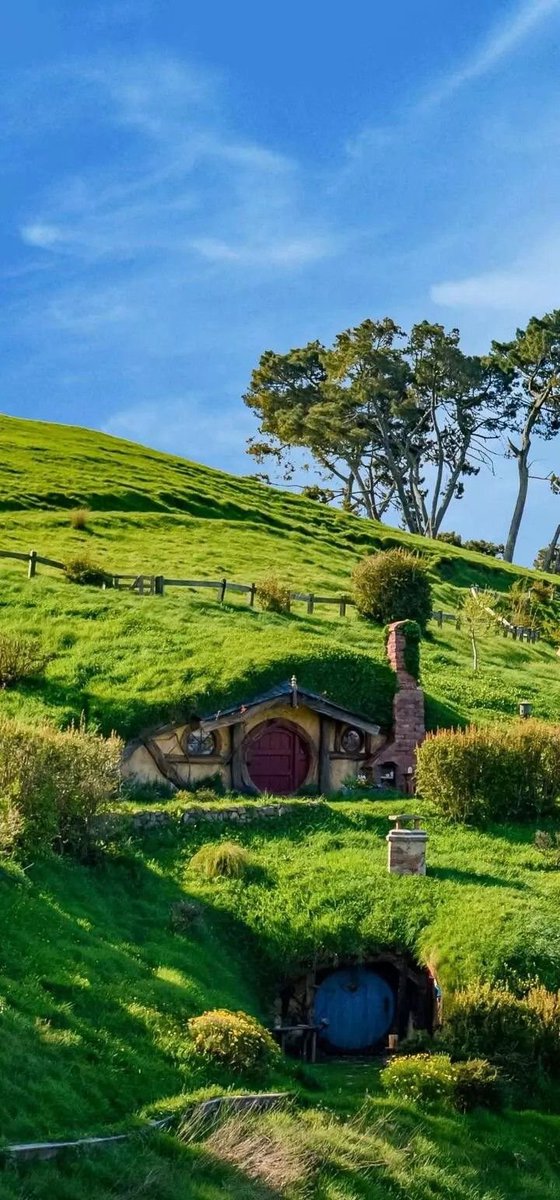 InFiniteH0riZ0n's tweet photo. New zealand https://t.co/Njf2HWUa7X