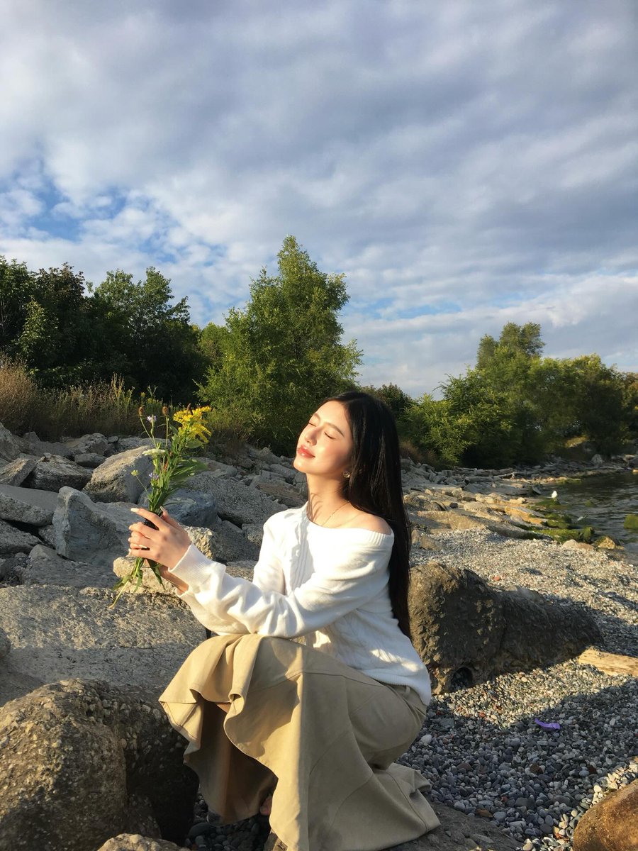 claytomtorres's tweet photo. Wassup 🌍 Just dropping by to say: every sunrise is proof that you can rise again. 🌈
uFFY https://t.co/0Kr0baTtXX
