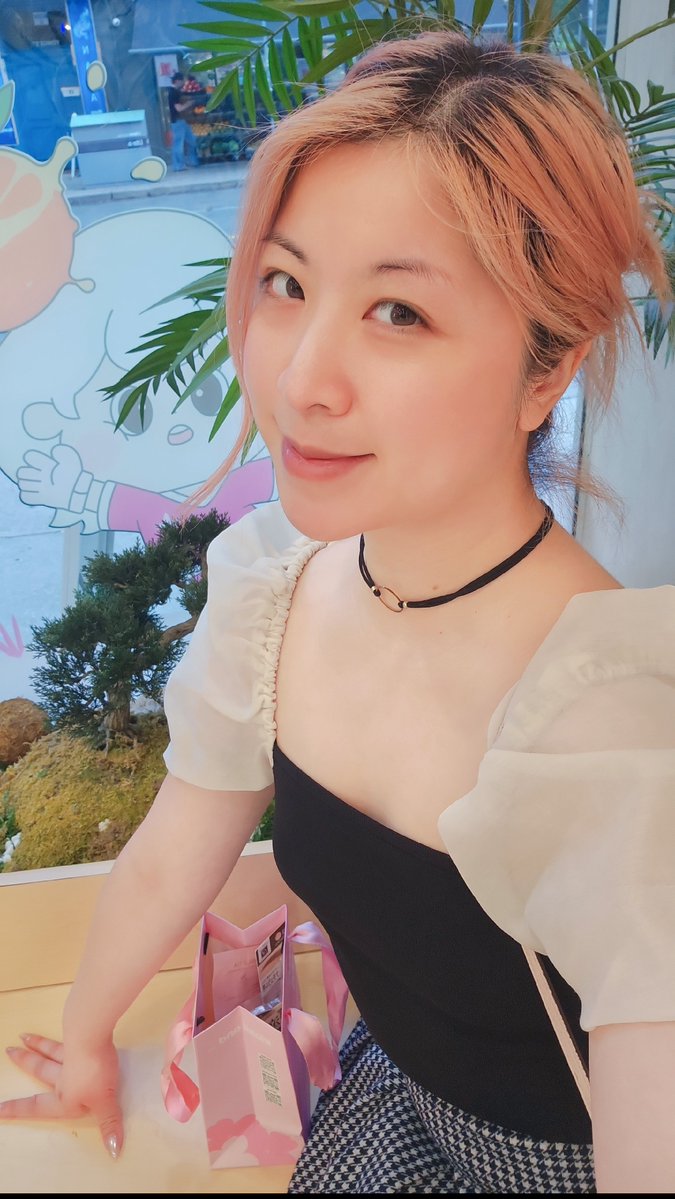 vickybunnyangel's tweet photo. Happy #MTGHobbit prerelease day! https://t.co/CmHgoAMGBy