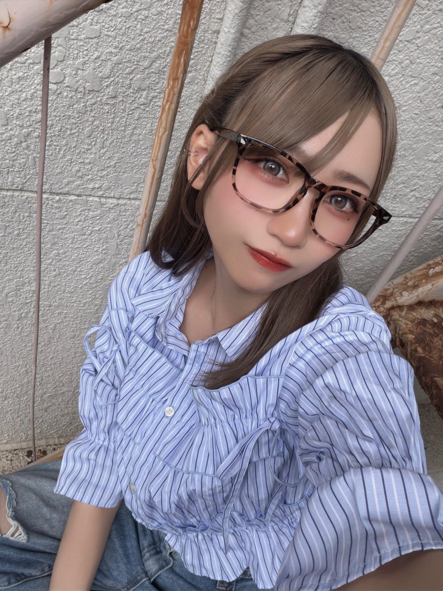 yuuki__miyu's tweet photo. ohayo🥱💭

メガネ好き??
結城のことフォローしてみる?? https://t.co/BqWmtZwUis