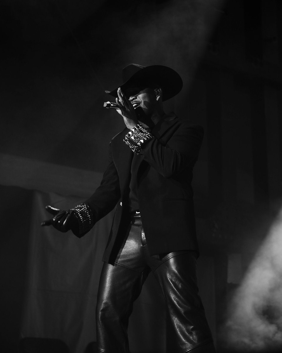 MGMExperiences's tweet photo. 7 days. @NeYoCompound &amp; @Akon bring the Nights Like This Tour to MGM Grand Garden Arena on August 14. Don't wait - limited tickets left 🎟️

🔗 https://t.co/H4unPivDh0 https://t.co/sSYy2evFCq