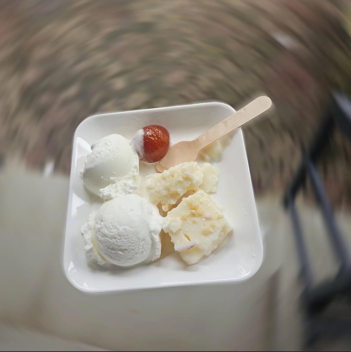 SelfObsessed_1's tweet photo. I don't know about my last love but ice cream is definitely my first love my love for it keeps growing every day. 😋🥰🥰 https://t.co/epsCZovms8