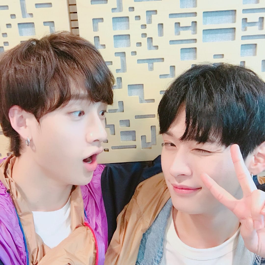 s_ol_tay's tweet photo. 180808 8년 전 오늘의 찬밍💟 https://t.co/VOAUfcjHhc