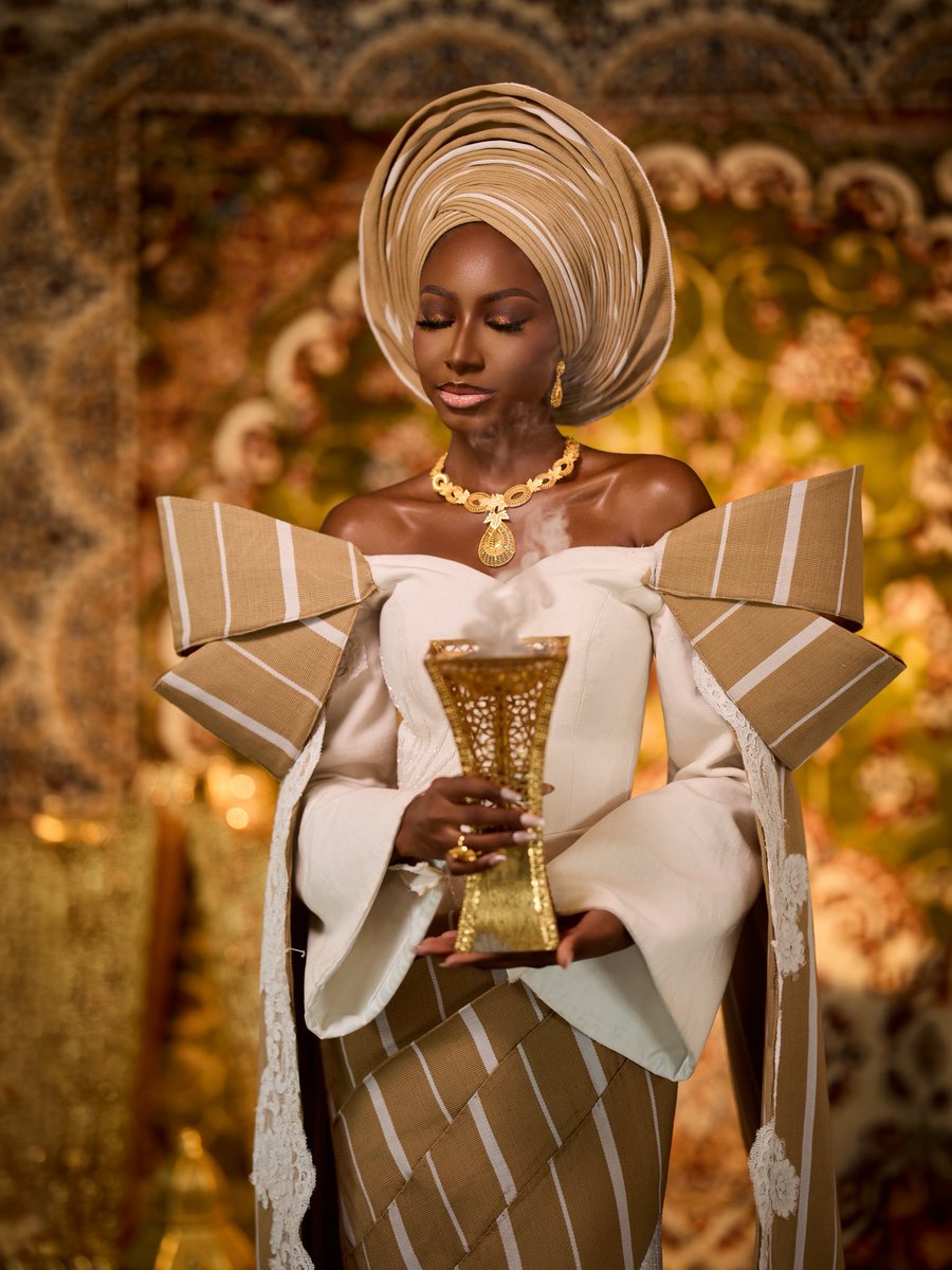Folaszn's tweet photo. The Sanyan bride 

Photographed by me📸 https://t.co/AsK7rKyyDs
