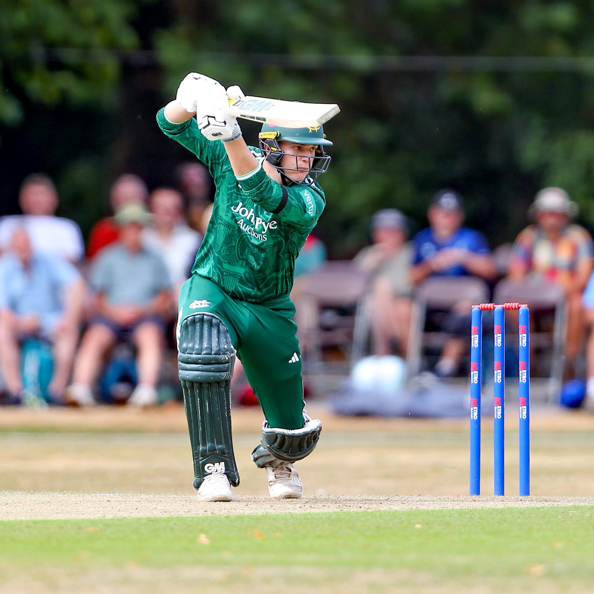 TrentBridge's tweet photo. Magnificent from McCann 💪
Freddie's 91 carries us towards victory at Chesterfield 👉 https://t.co/kmb91WYVAY
#Outlaws 🏹 https://t.co/vYcvmqk1Oi