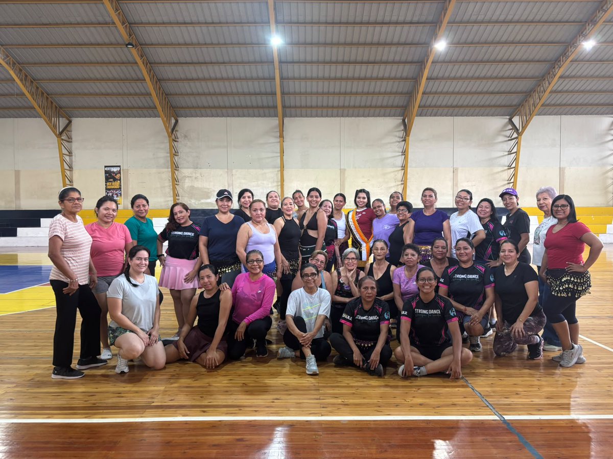 AlcaldiadeDaule's tweet photo. 💃✨ Como parte de la agenda por los 25 años de parroquialización de La Aurora, se realizó el Taller de Danza Árabe en el Polideportivo, una jornada llena de ritmo, alegría y aprendizaje junto a la comunidad.
¡Seguimos celebrando esta fecha especial con actividades para todos! https://t.co/mZAQCg60MG