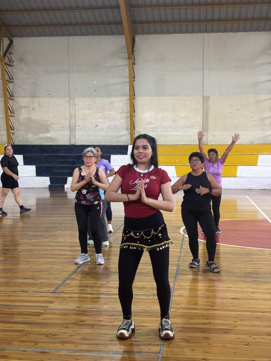 AlcaldiadeDaule's tweet photo. 💃✨ Como parte de la agenda por los 25 años de parroquialización de La Aurora, se realizó el Taller de Danza Árabe en el Polideportivo, una jornada llena de ritmo, alegría y aprendizaje junto a la comunidad.
¡Seguimos celebrando esta fecha especial con actividades para todos! https://t.co/mZAQCg60MG