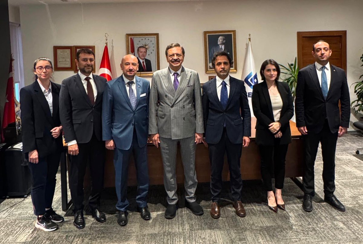 RHisarciklioglu's tweet photo. Sigortacılık ve Özel Emeklilik Düzenleme ve Denetleme Kurumu (SEDDK) Başkanı Davut Menteş’i ziyaret ettik.

Sigorta acenteleri ve sigorta eksperlerini ilgilendiren sektörel konuların yanı sıra Devlet Destekli Ticari Alacak Sigortası konusunu görüştük.

Devlet Destekli Ticari Alacak Sigortalarının yaygınlaştırılması için yapılması gerekenleri değerlendirdik.