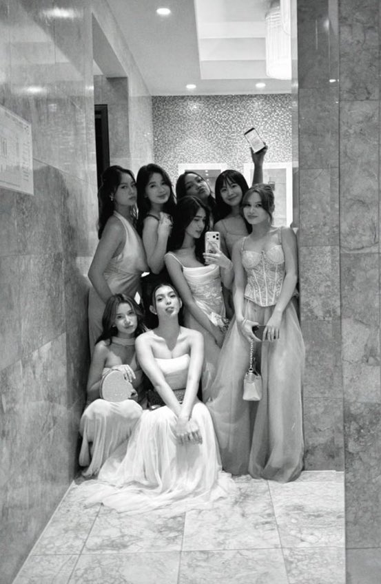 lyxdrt's tweet photo. i love women https://t.co/Ke3AoZCMtg