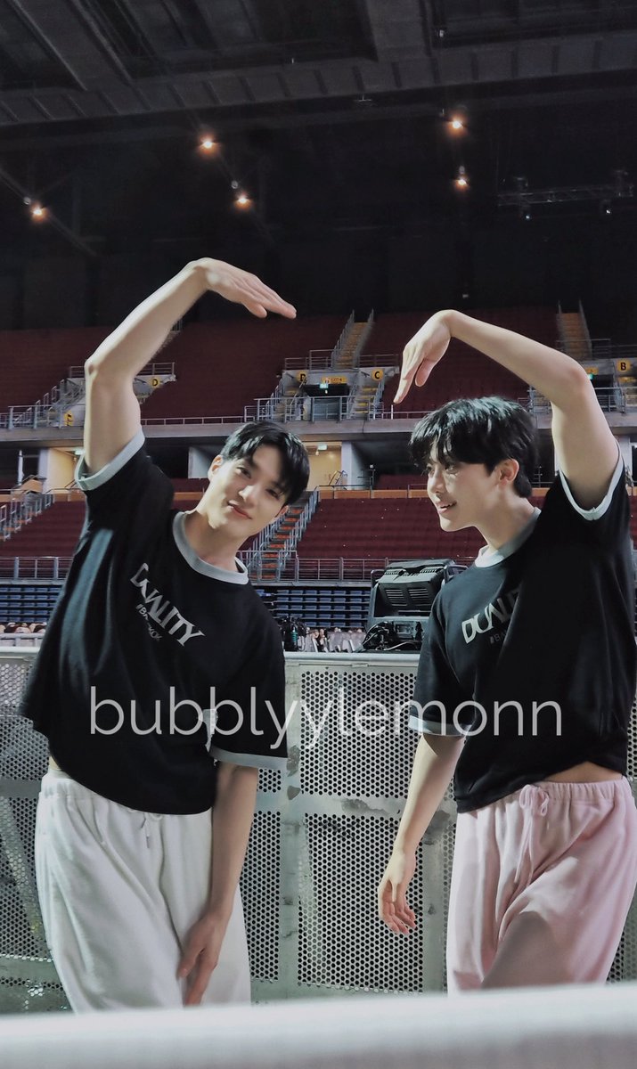 bubblyylemonn's tweet photo. 260807 - nctjnjm bkk

#JENO #JAEMIN 
#제노 #재민

BEFORE                          AFTER https://t.co/pAN4D8VaxV