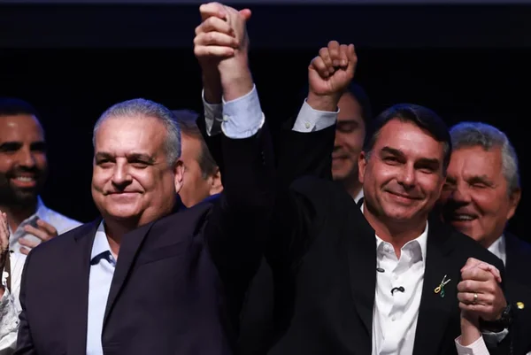 meioindep's tweet photo. 🚨PERSEGUIÇÃO: Dino aciona PF contra vice de Flávio por emendas Pix após fracasso de acusação de estupro https://t.co/MpH03fF9lu