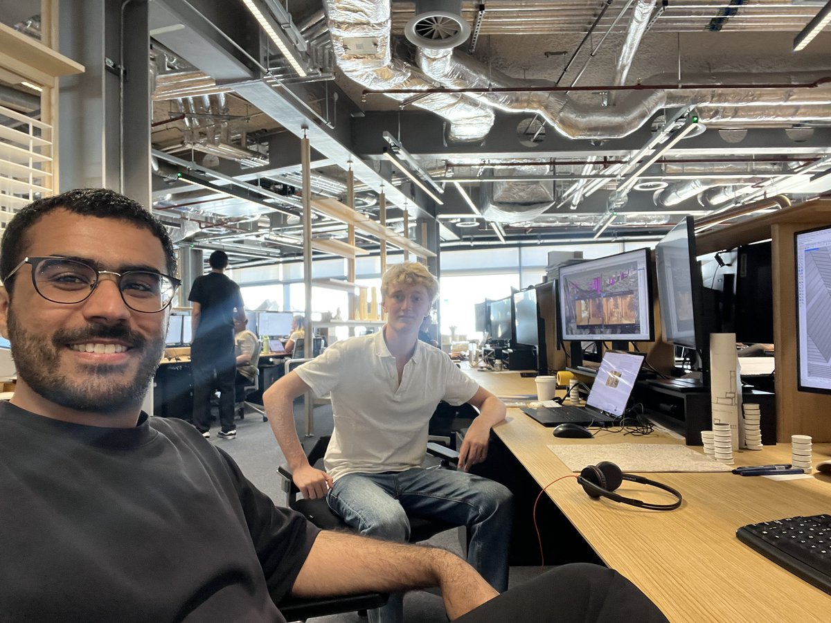 aaldakheelalla's tweet photo. بنهاية هذا الأسبوع نختتم برنامج تجربة العمل Work experience، حيث رافقني خلاله الشاب الإسباني Luca، احد طلاب الثانوية حالياً. 

وعلى مدار الأسبوع، شارك Luca في متابعة سير العمل في مكتب Foster + Partners بلندن، والتعرف عن قرب على طبيعة الممارسة المعمارية وكيفية تطور المشاريع في الواقع، إلى جانب مشاركته في عدد من المهام والنقاشات اليومية.

أكثر ما لفت انتباهي كان سرعة تعلّمه وفضوله المستمر. كان حريصًا على طرح الكثير من الأسئلة، وبعضها تجاوز مجرد الرغبة في الفهم إلى تحدّي بعض المفاهيم والمسلمات التي نميل، بحكم الممارسة والخبرة، إلى اعتبارها ثابتة. وهذا بحد ذاته كان تذكيرًا جميلًا بقيمة النظر إلى ما نفعله كل يوم بعيون جديدة.

وفي نهاية الأسبوع، أعدّ Luca عرضًا مختصرًا استعرض فيه الأعمال والمهام التي شارك فيها، وما تعلّمه خلال التجربة، وأبرز الملاحظات والأفكار التي خرج بها.

ثم قدّم عرضه أمام عدد من الـ Partners والـ Seniors، الذين ناقشوه في تجربته وقدموا له ملاحظاتهم. لم يكن الهدف تقييم ما أنجزه فقط، بل منحه فرصة مبكرة للتدرّب على مهارة أساسية في العمل المعماري: كيف ينظّم أفكاره، ويبني سردًا واضحًا لها، ويعرضها بثقة أمام الآخرين — كمعماري صغير في بداية الطريق.

أعتقد أن قيمة مثل هذه التجارب لا تقتصر على تعريف الشباب بمهنة العمارة، بل تمنحهم مساحة حقيقية للتجربة، والسؤال، والعرض، وتلقي الملاحظات، وتساعدهم على اكتشاف ما إذا كان هذا المجال يتوافق مع اهتماماتهم وطموحاتهم المستقبلية.

وبالنسبة لي، كانت تجربة مثرية أيضًا؛ لأن فضول الجيل الجديد وأسئلته يذكّراننا أحيانًا بأن بعض الأشياء التي نعتبرها بديهية تستحق أن نعيد النظر فيها من جديد.