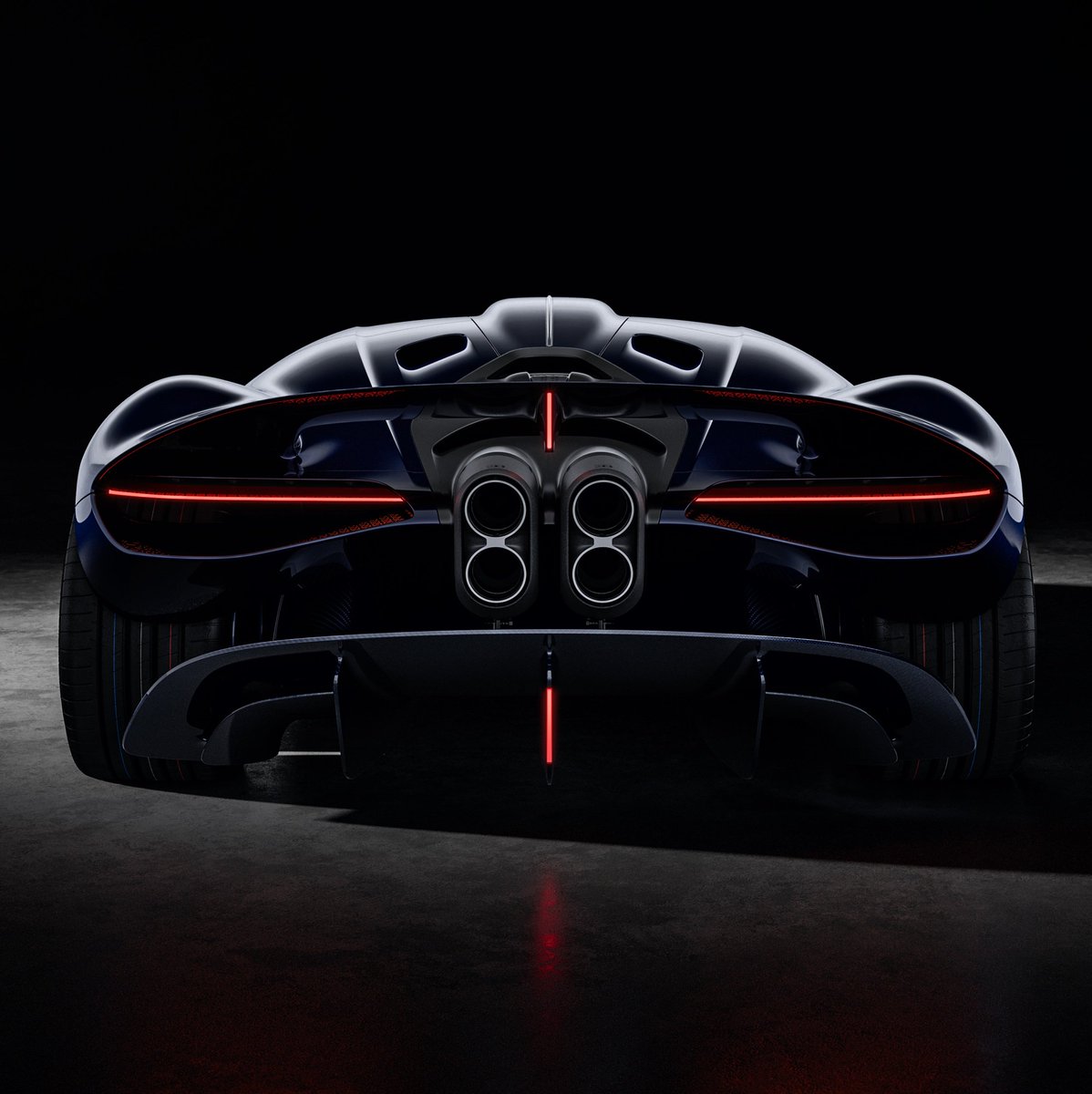 MotorShowme's tweet photo. Bugatti unveiled the one-off Destrier at Monterey Car Week, the third creation from Programme Solitaire. Based on the Bolide, it retains the 8.0L quad-turbo W16 producing 1,578 hp, paired with bespoke exterior and interior design.
#Bugatti #Destrier #MotorShow #MotorShowme https://t.co/kAXZ4EtTWE