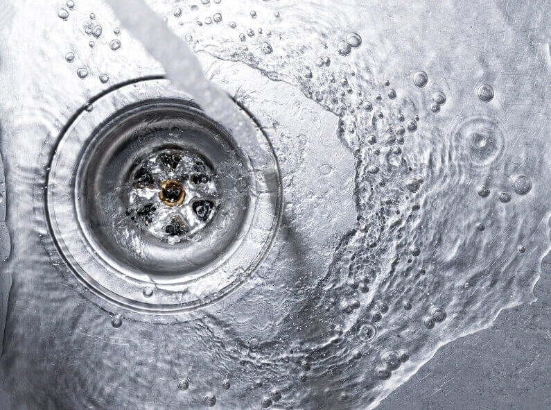 StaatsPlumbing's tweet photo. (740) 625-5284 Clogged drain? Staats Plumbing can clear most interior drain lines from the kitchen to the toilet drain. Call today for professional drain cleaning in Columbus and surrounding cities. https://t.co/U52IMWC37z #plumber_drain_cleaning_columbus https://t.co/5K7MkvmY87