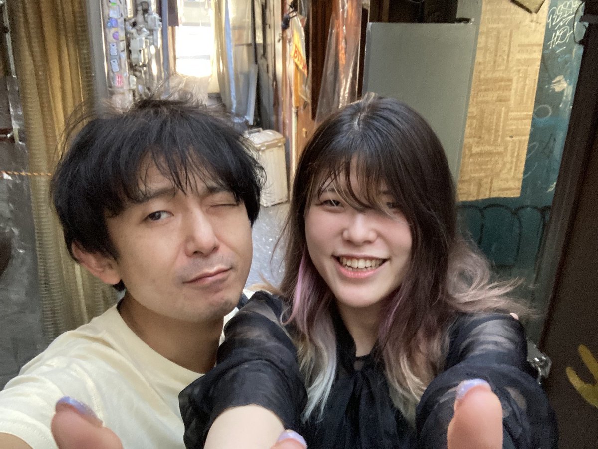 shiro346's tweet photo. 嫁と付き合い始めた辺り、3年前の写真。15歳下 https://t.co/tax5BiKnzV
