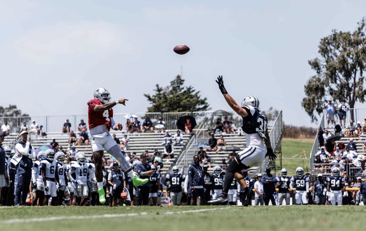 Dsportstalk2's tweet photo. Floating Dak for your timeline since theres no practice today https://t.co/C7tRqHpKQI