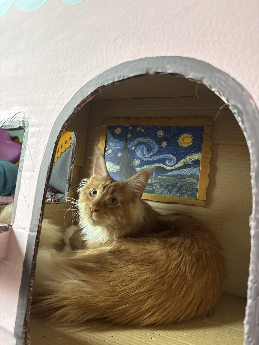 romeowth_'s tweet photo. the cardboard house i made for my cats has two floors so my mom was coming over and we ofc made two little paintings for them . they deserve to experience culture too https://t.co/tyRHDUPUaq