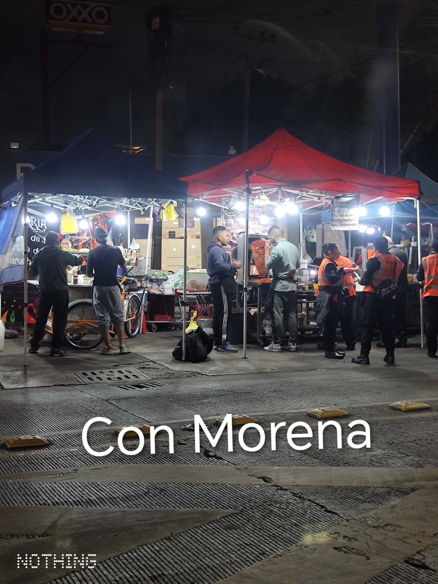 chucho_camarena's tweet photo. @ManuelChap79266 @A_VCarranza @A_MontielR @PartidoMorenaMx @2ruedasdiario @jasonpenilong @Emperabot @RosaiselaG19088 El clan #MorenoValle @IsraelMorenoVC @julioc_moreno @evelyn_parraA que llevan 12 años secuestrada la @A_VCarranza pero como son parte de la #4T nadie hace nada millonarios gracias a las chelerias y ambulantes cómplices del @SPAOVP_CDMX @LlubereSubse @craviotocesar @ClaraBrugadaM https://t.co/04UD5NZUlk