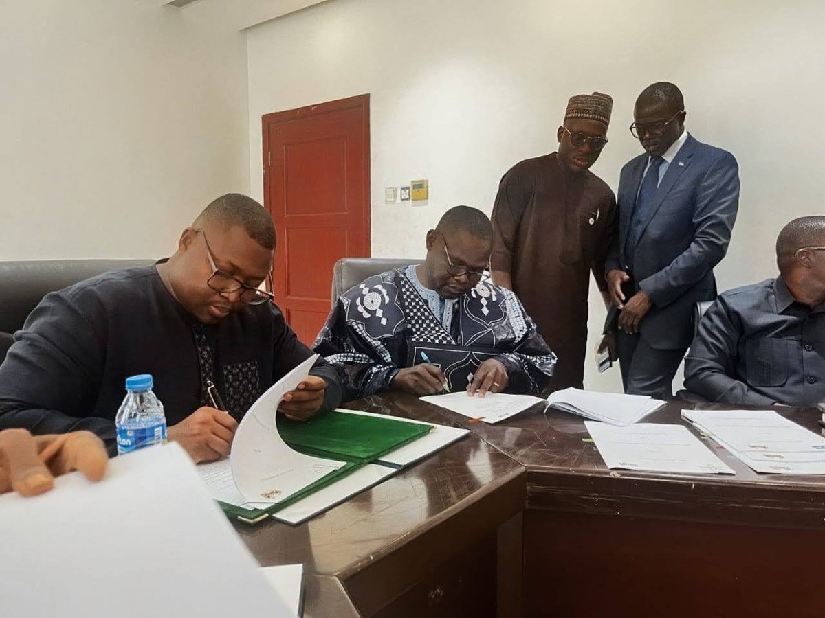 nkodiack's tweet photo. Yesterday, I had the privilege of participating in the signing of the Host Country Agreement with the Government of Sierra Leone. This agreement will provide the legal and institutional framework for relations between MSF and Sierra Leone. https://t.co/laO2kS0Z7O