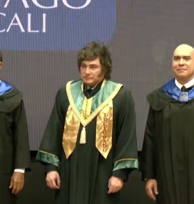 ResistenciaNac_'s tweet photo. La cara que pone mi sobrinito cuando se caga todo el pañal 😂😂 https://t.co/fadCGd4QcX