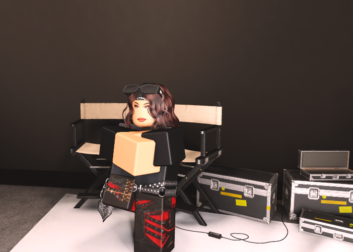 RaquelRodr43317's tweet photo. Few minutes before Smackdown!!! @WXRoblox 😎💪 https://t.co/wjfNKOyCxF