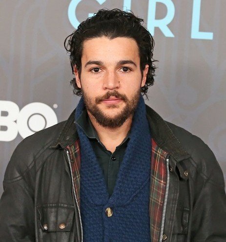 Portalnerd29's tweet photo. 🚨 Christopher Abbott e Tom Pelphrey passaram por audições para viver Charles Xavier no novo filme dos #XMen .

Pelphrey acabou não ficando com o papel, enquanto o resultado do teste de Abbott ainda não foi revelado.

- Via: @THR https://t.co/fRpZkBGanB