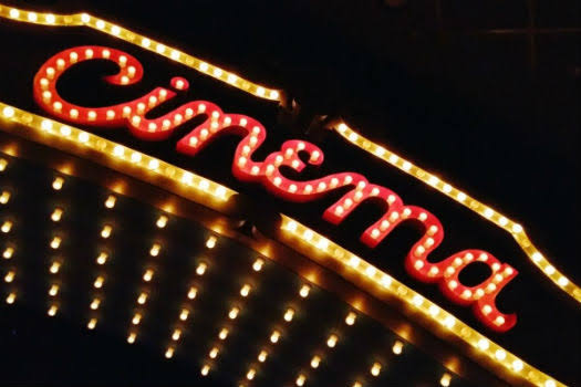 RadioBelcha's tweet photo. 🟧📽️Comienza "Cinema Paradisco", programado por @la_mujer_lobo, que trae las mejores bandas sonoras de películas y series. https://t.co/k1CM1NsFPI