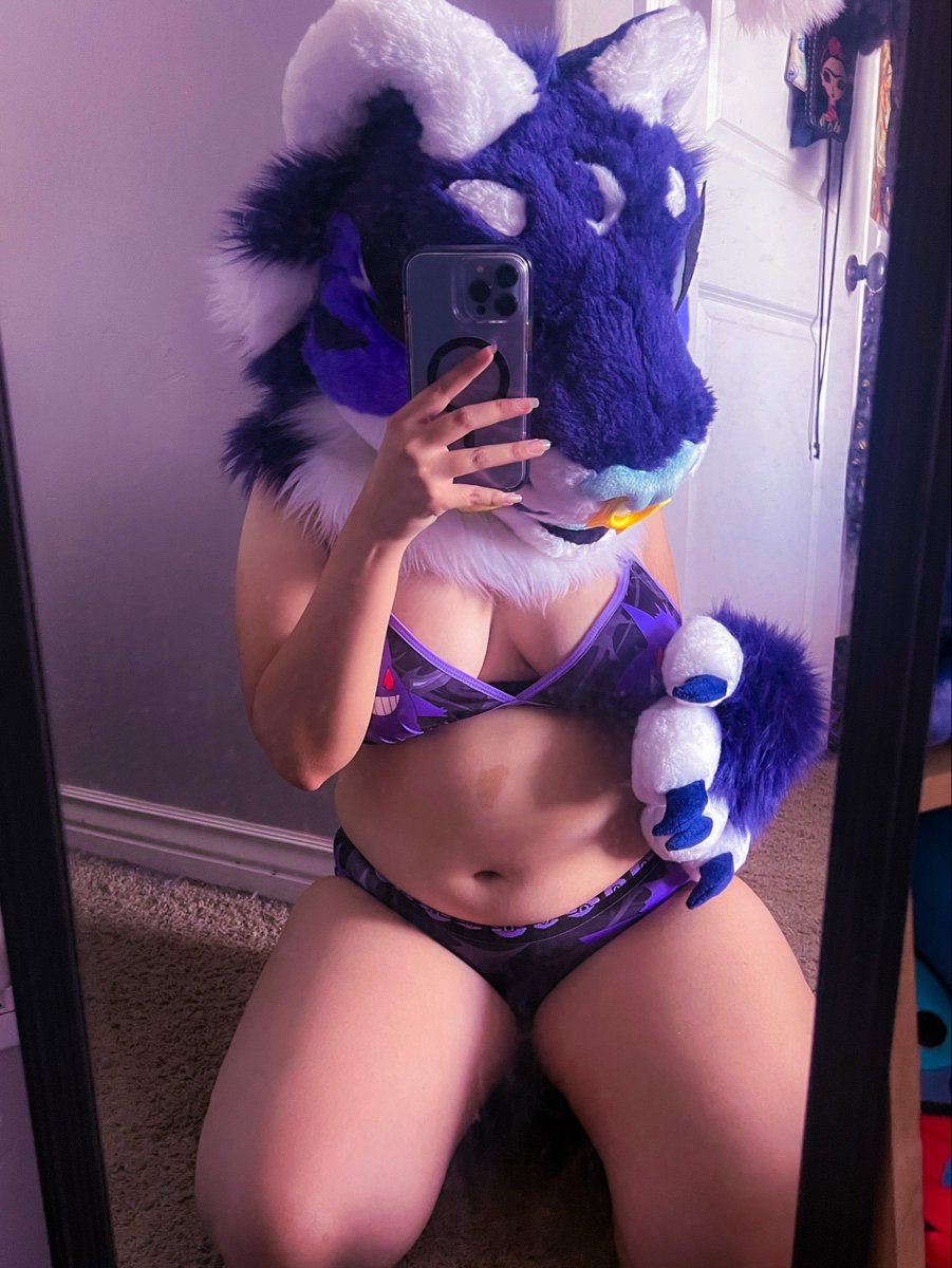 BatBountyAD's tweet photo. In case anyone wanted to see the boy shorts 😉🫶💕
.
.
#furry #fursuit #fursuiter #softsuiter #softsuiting https://t.co/amQ1ZqZbxb
