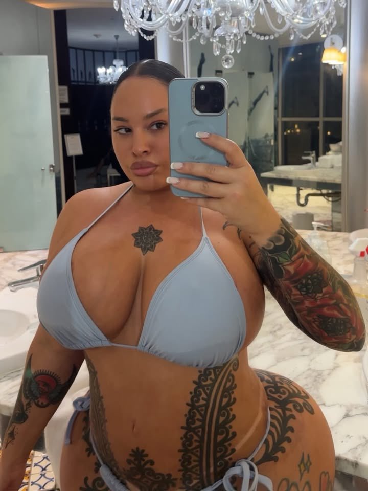 Ama69k's tweet photo. Tate my titties 👀👀 https://t.co/QtCX56896Y
