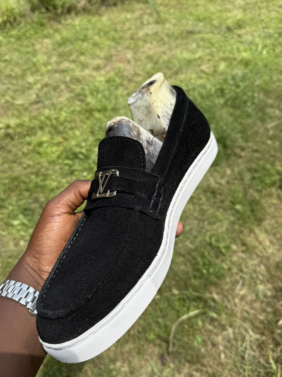 lexissapparel's tweet photo. Order yours  Lexiss Apparel NG 👔/👞 or click the link in our bio to DM us on 

WhatsApp/call 07067823932 

Handmade with love

Prices 65,000

Payment validates order

Delivery takes 7 working days

We deliver anywhere in the WORLD DELIVERY IS NOT FREE

Normal packaging is free https://t.co/Ywx3Pov0bQ
