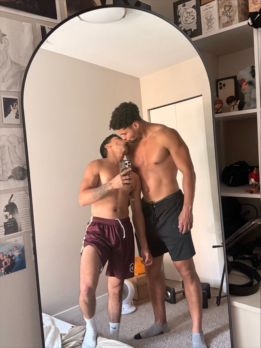 jrgonzalez999's tweet photo. My big boy 🤤 https://t.co/1X6p6bW9dY