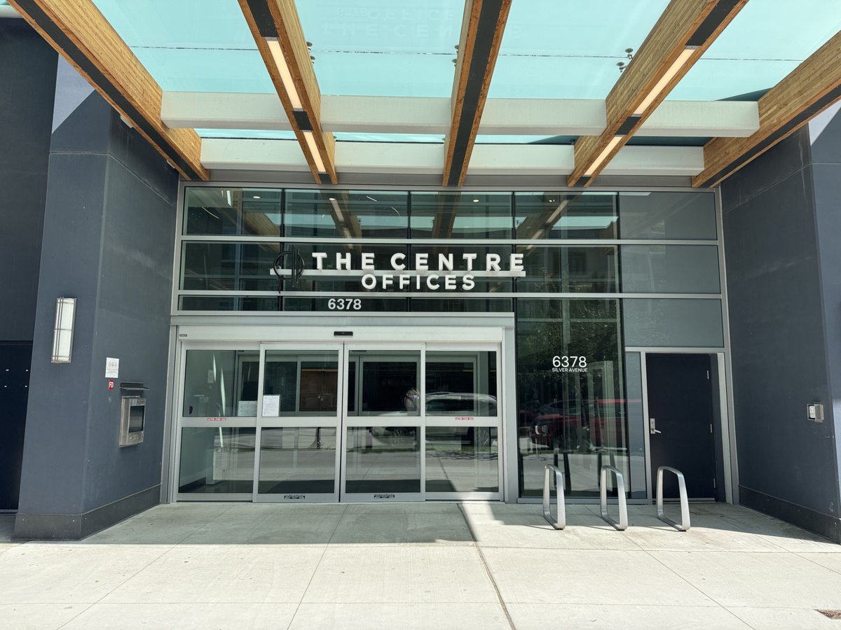 YuenLotus's tweet photo. 🌟🌟 [Burnaby Commercial Office]: Prime Metrotown Location | Modern Office Space 🌟🌟

🏢 AAA Office for Lease in Metrotown – 558 Sq.Ft. | Brand New Shell Unit at Sun Towers

More details
https://t.co/G47YJxCU0q

Please Call us at 778-862-8321 or email me at LotusYuen@gmail.com! https://t.co/JsJuOHewND