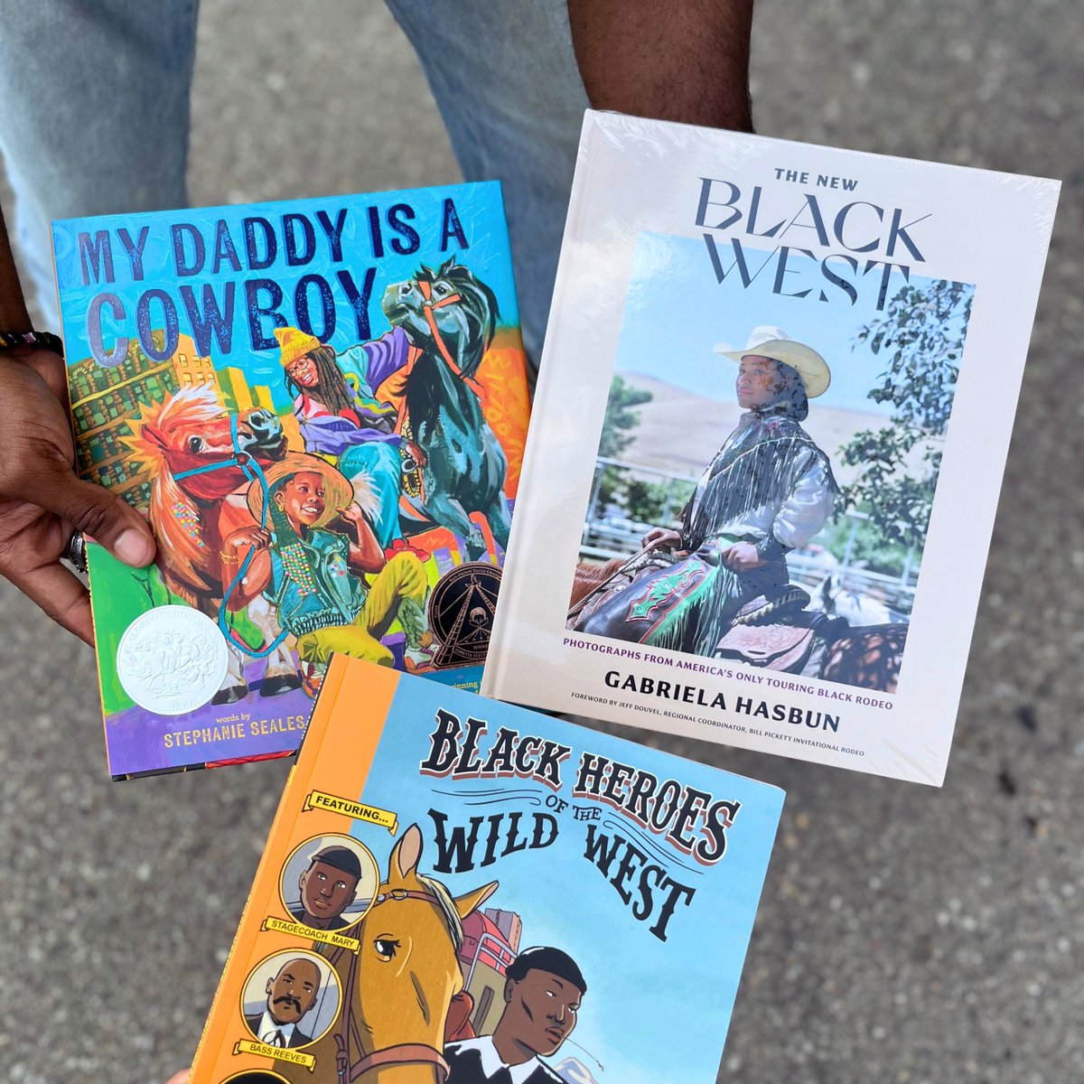VaultOfMidnight's tweet photo. THE "C" IN COOL STANDS FOR "COWBOYS" 🐎🌵

And what's cooler than learning about real-life cowboys? Come grab your fill of Old West stories and history from the ol' Vault, with picks like:

➡ THE NEW BLACK WEST 
➡ MY DADDY IS A COWBOY
➡ BLACK HEROES OF THE WILD WEST https://t.co/TpvNzmYIPQ