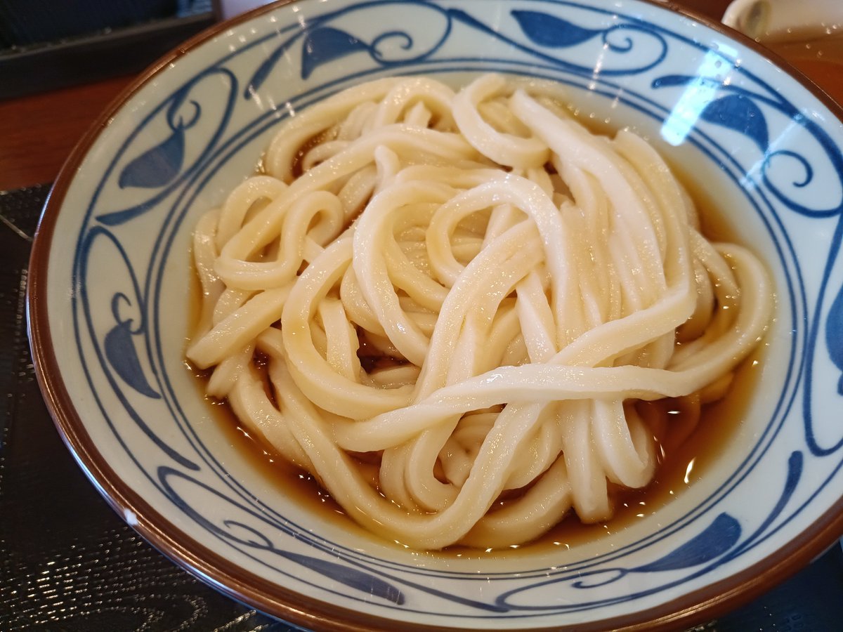 ooooookohsuke's tweet photo. 暑いと冷たい麺食べちゃいます
ひやしぶっかけ https://t.co/xEjWyXuzwl